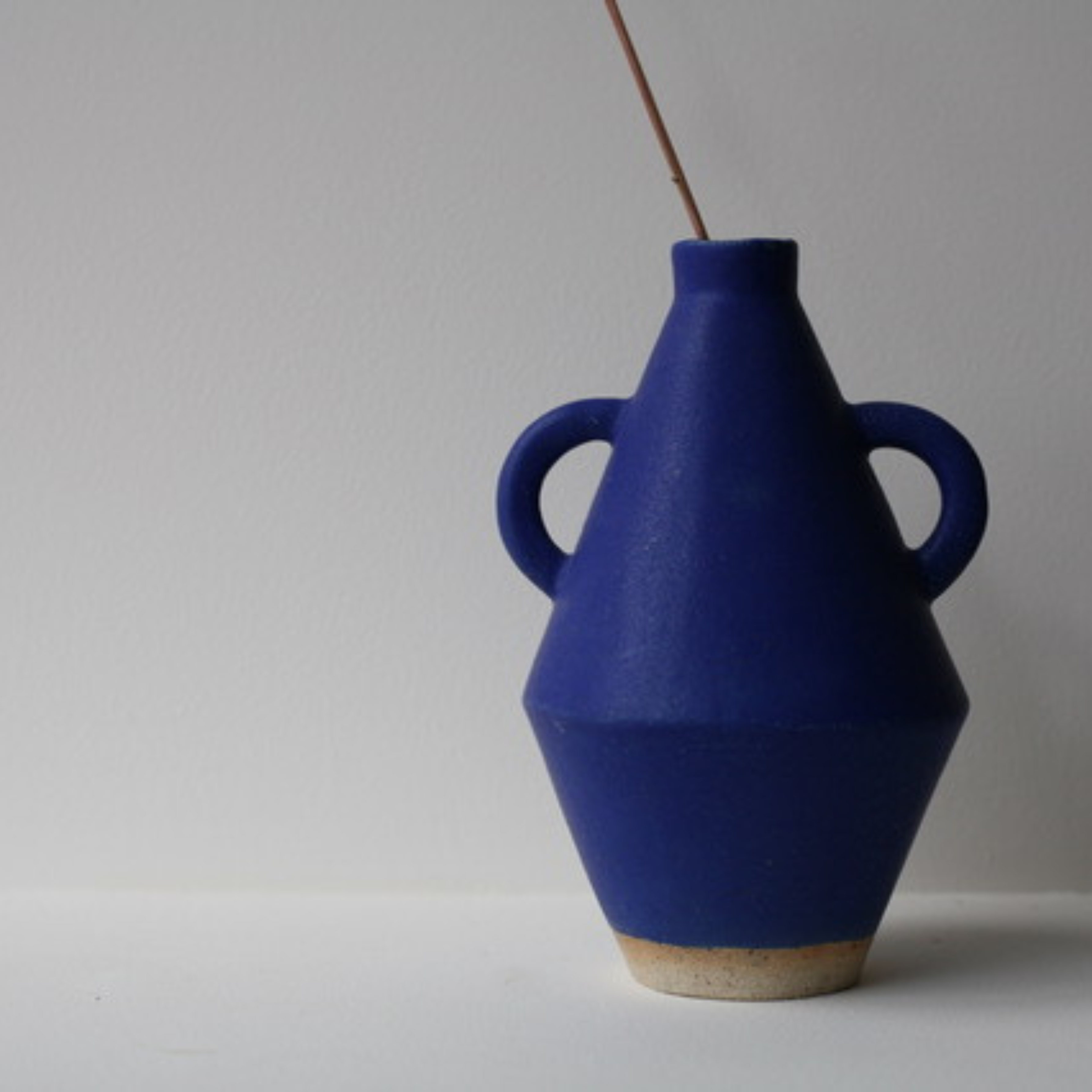 Diamond Vase with Half ‘O’ Handles